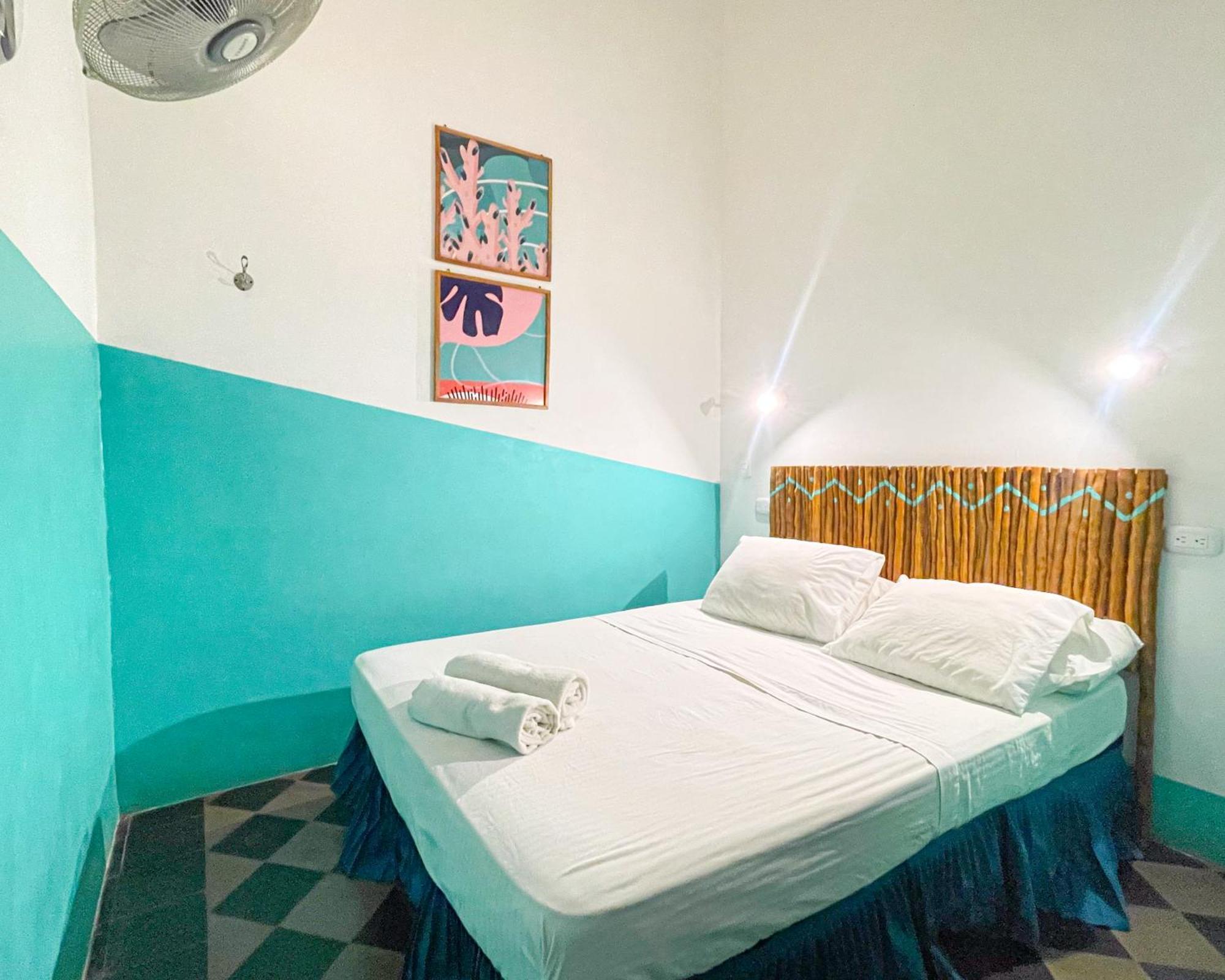 Oasis Hostel Granada Ngoại thất bức ảnh